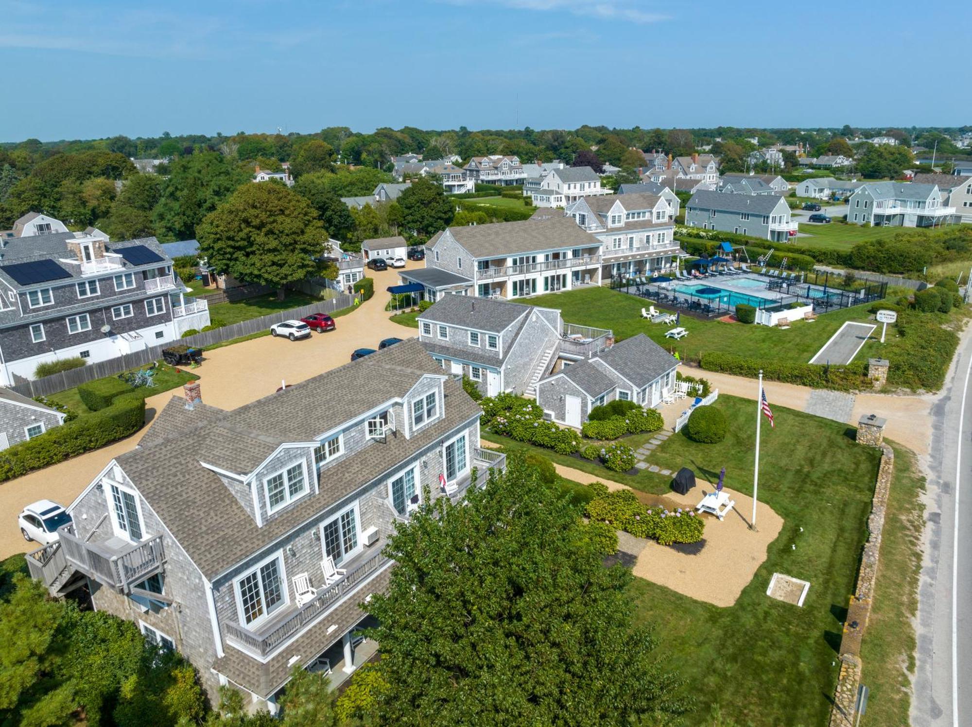 Beachside Village Resort Falmouth Exteriör bild